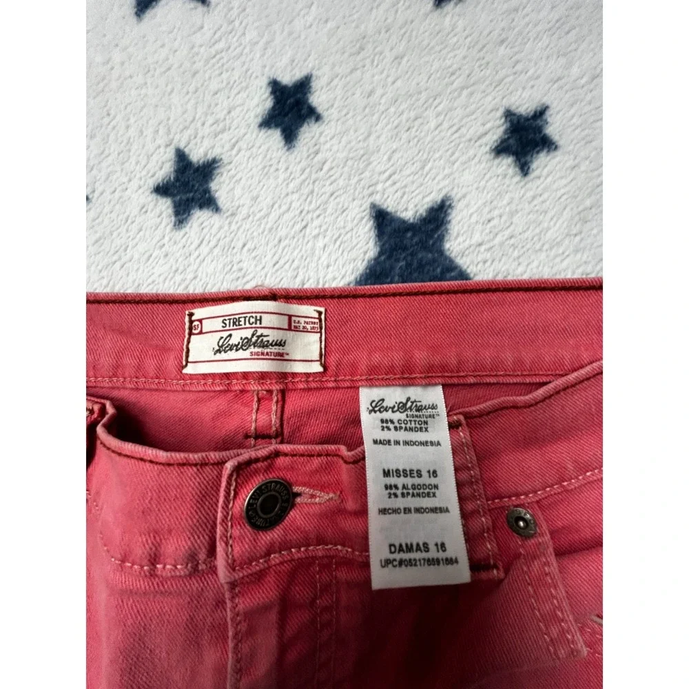 Levi Strauss Signature Stretch Capris Women's 16 Pink Cropped Denim Jeans